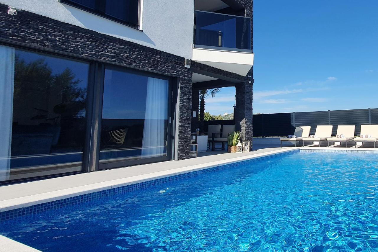 Villa Black Pearl Šibenik Buitenkant foto